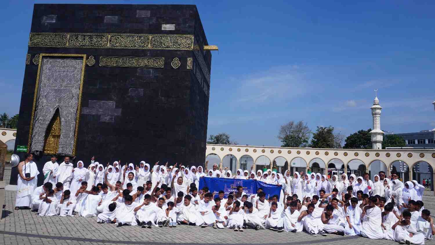 Manasik Haji Murid Kelas 7 SMP Muhammadiyah Ngemplak di Boyolali